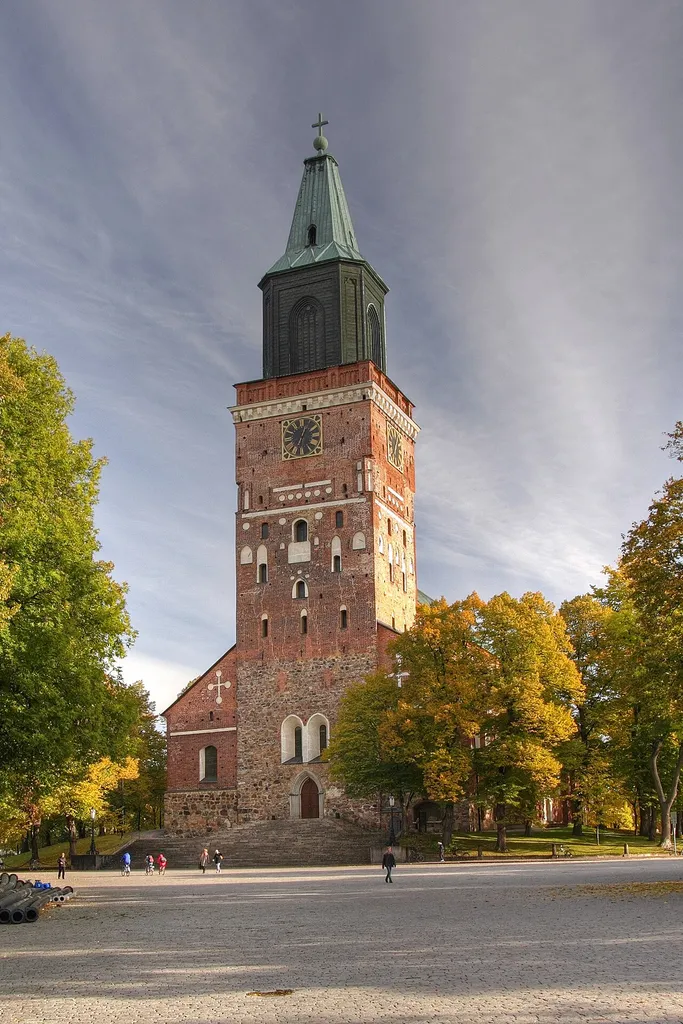 Turku Cathedral in autumn 2009.