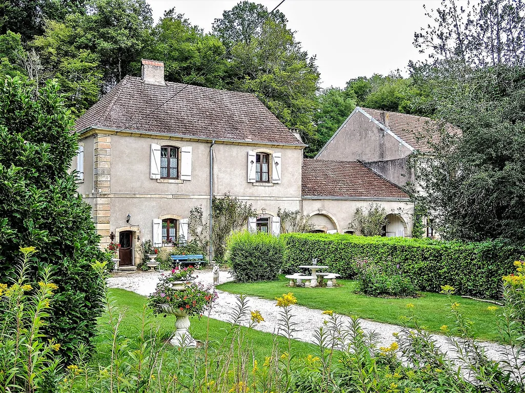 Bâtiment des communs