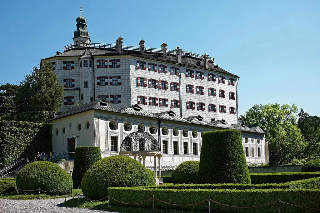 Schlossanlage und Garten von Ambras, aussen
