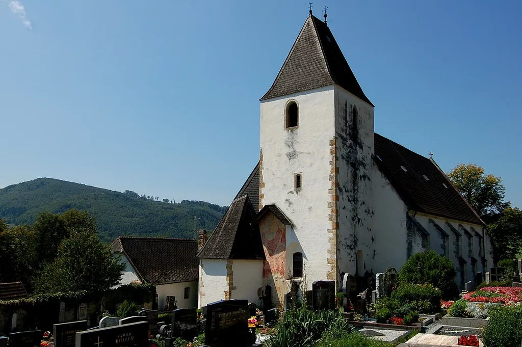 St. Lambert parish church and part of the churchyard in Bromberg, Lower Austria