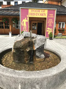 Gletschertopf aus Hallstatt