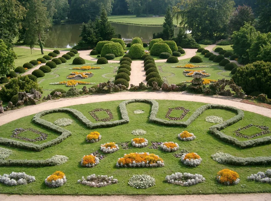Garden of palace Wiesenburg