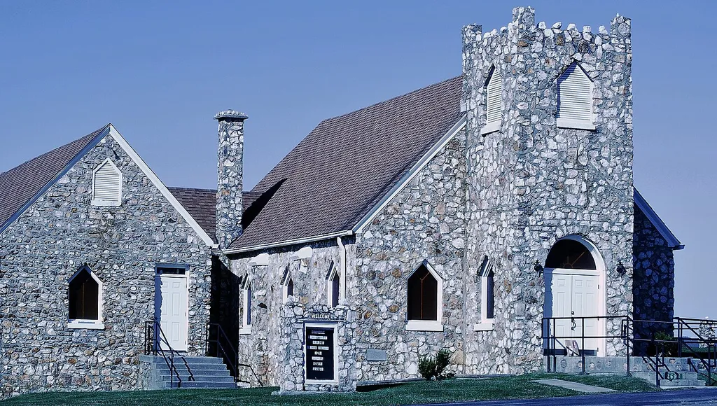 Dinwiddie Presbyterian Church and Cemetery