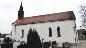 Katholische Neben- und Friedhofskirche St. Salvator