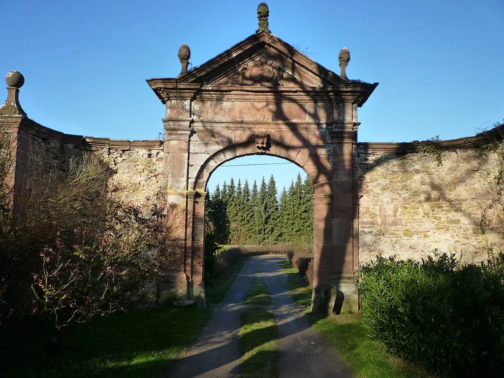Portail de l'abbaye de Neubourg