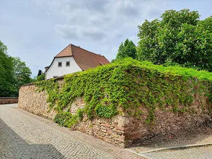 Klosterstraße 11