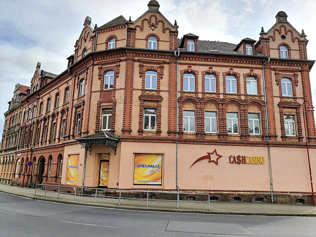 Bahnhofstraße 19