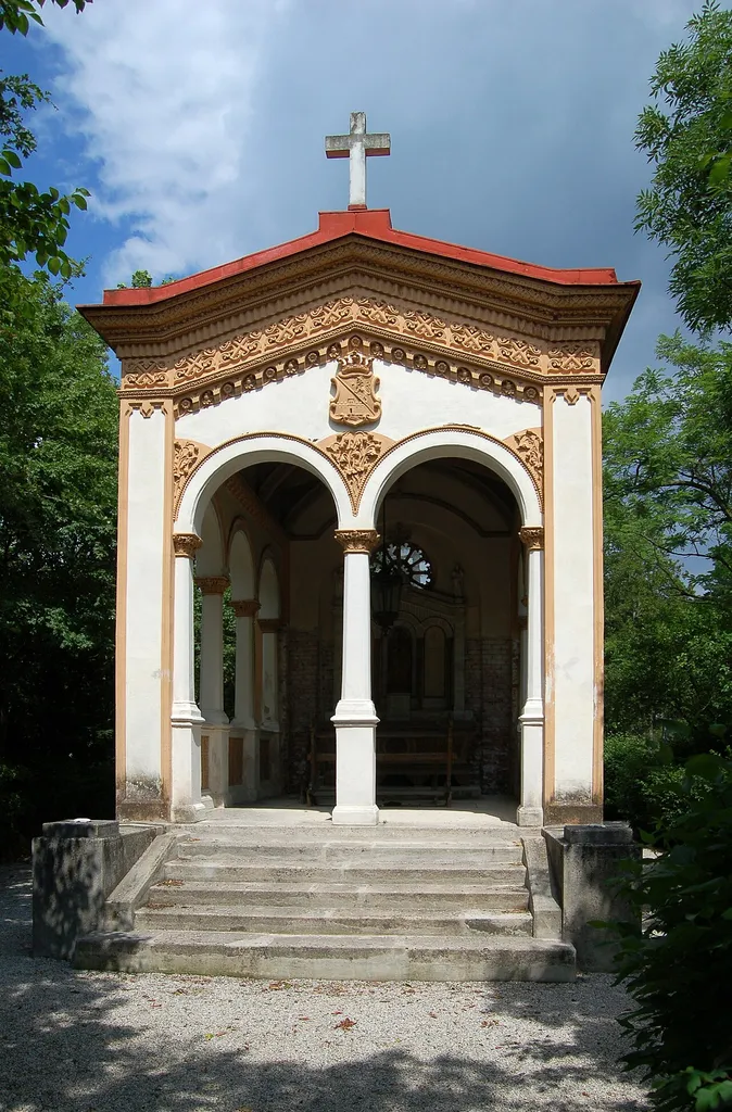 Pacher von Theinburg mausoleum
