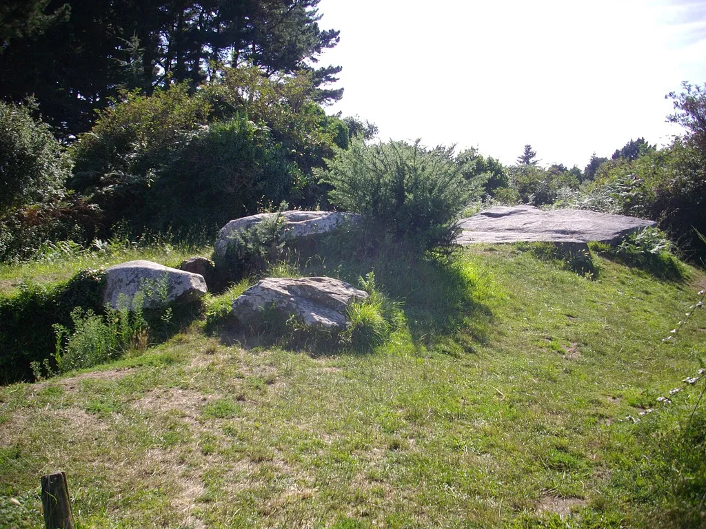 Graniol dolmen in Arzon (Morbihan, France)