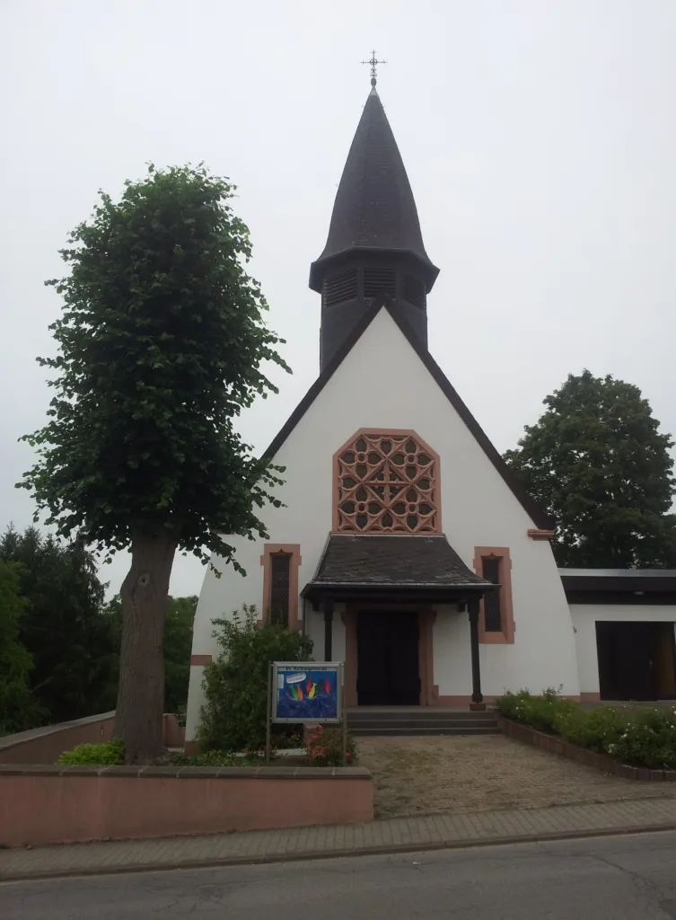 Perl, evangelische Kirche: 1928/29 erbaut