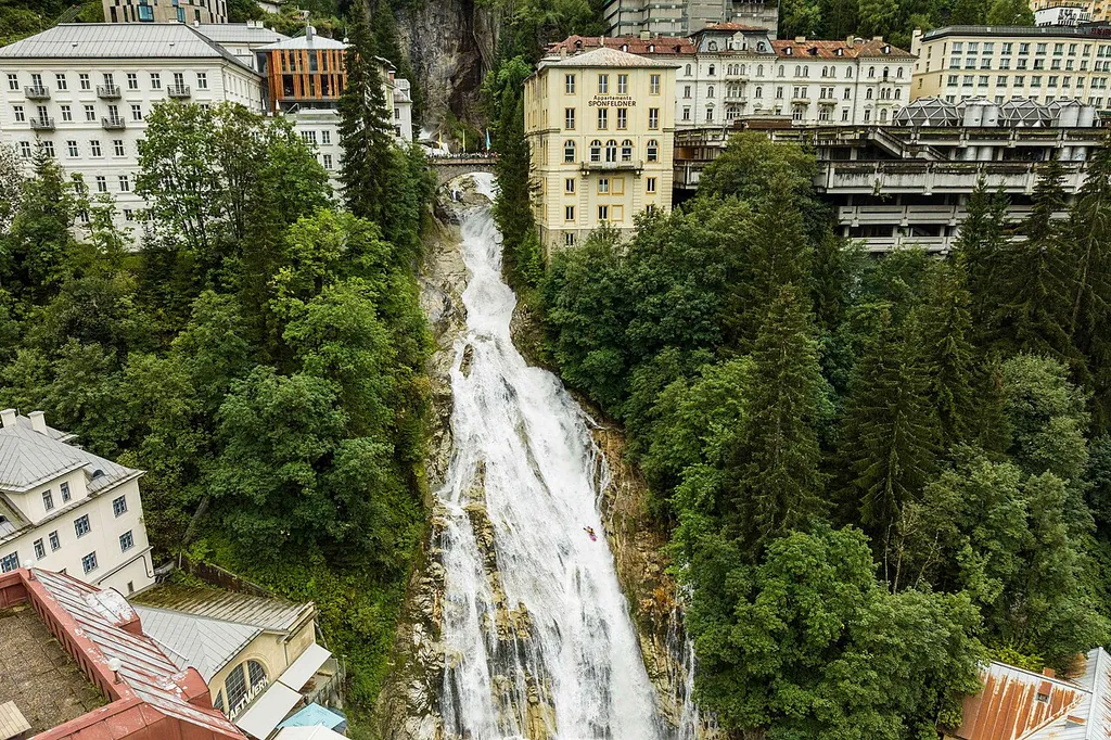 Matthias Weger on Bad Gastein Waterfall by David Sodomka