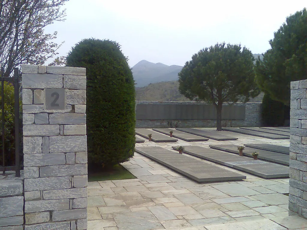 Deutscher Soldatenfriedhof 1939-1945 Dionyssos - Rapendoza