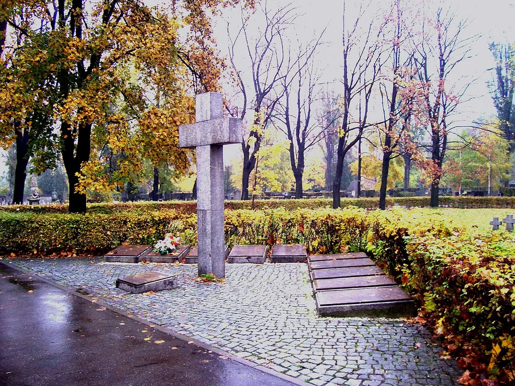 Groby Niemców służących w Wermachcie i SS