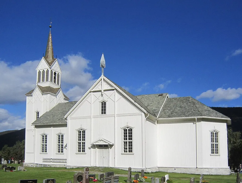 Nes kirke i Nesbyen i Hallingdal