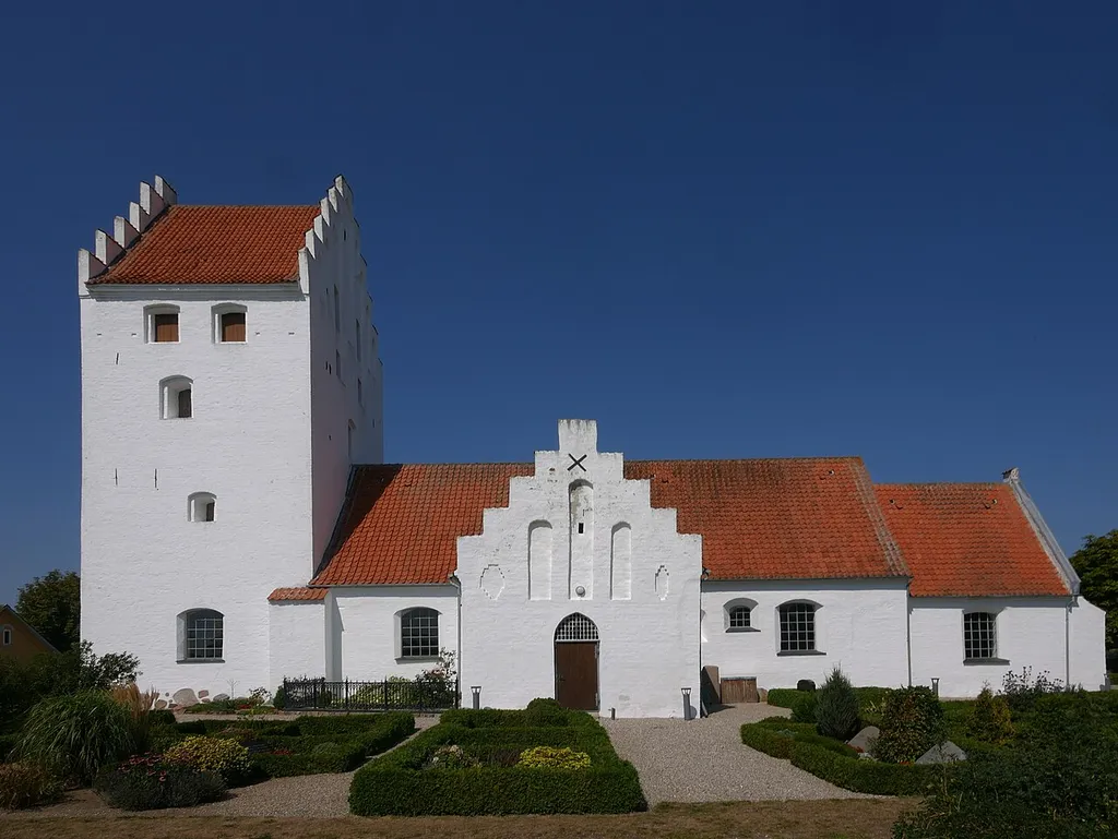 Kirche von Rynkeby von Süden