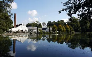 Vaalsbroek Castle: park