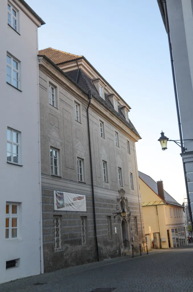Günzburg, Rathausgasse 2