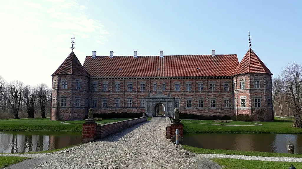 Voergaard Castle – a moated Renaissance manor house in north-western Denmark