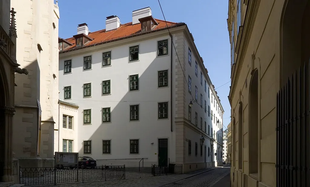 Cloister de:Kloster Maria am Gestade in Vienna 1