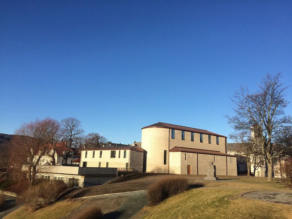 Nye St. Olav domkirke fra sørøst