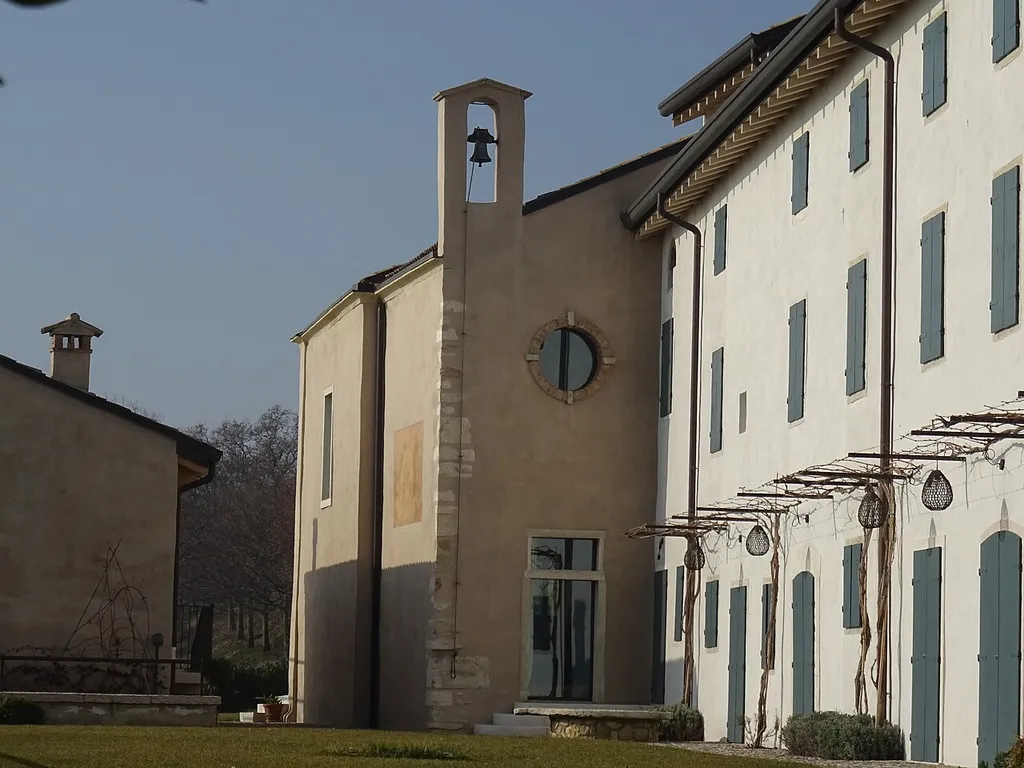 Bardolino (Veneto, Italy), Saint Columbanus church