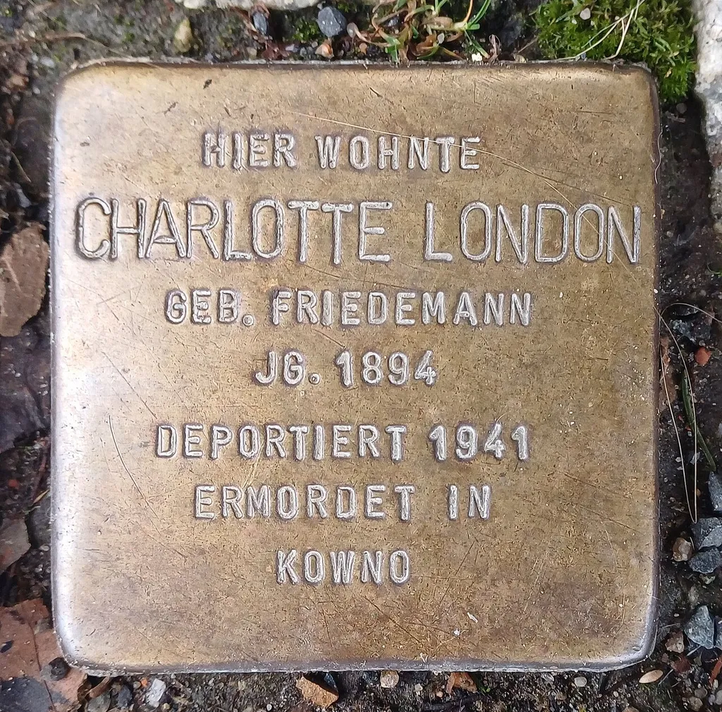 "Stolperstein" (stumbling block), Charlotte London, Große Straße 10, Strausberg, Germany