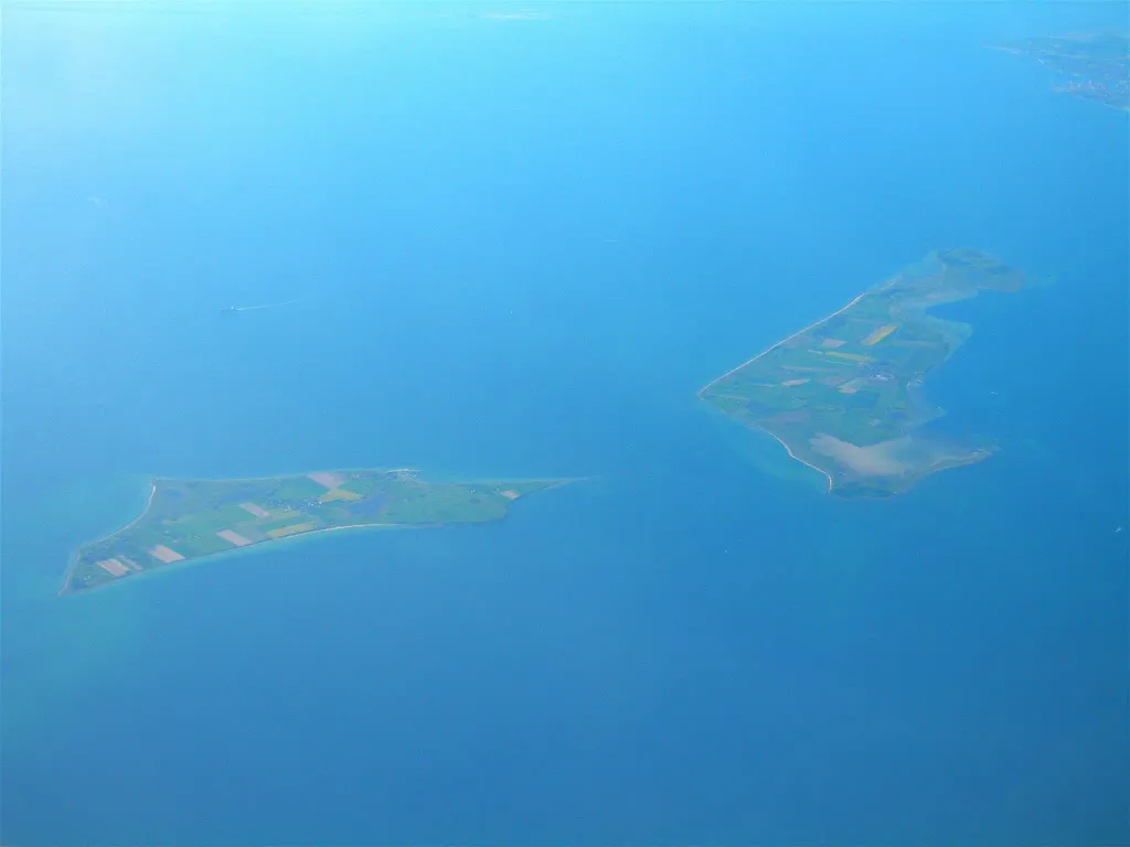 The big one to the right is Agersø