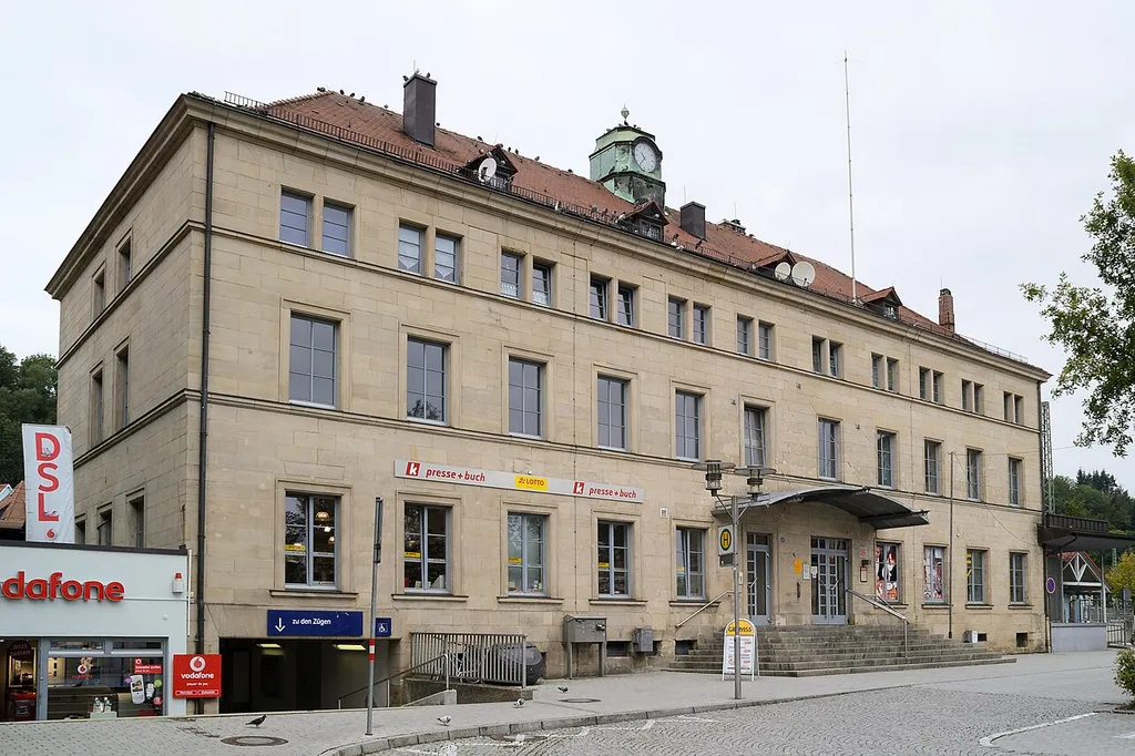 station building at Kronach station