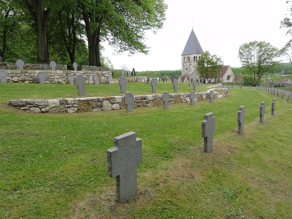 Veslud (Aisne) Cimetière militaire allemand