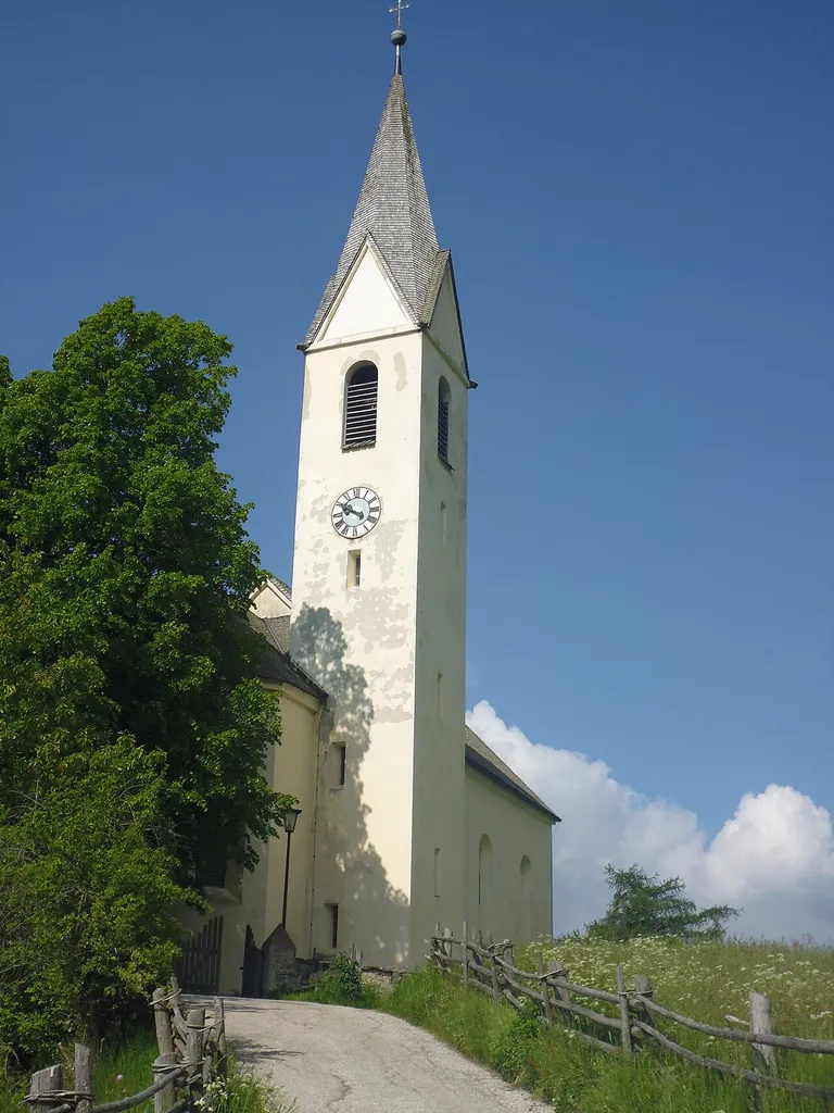 Herz-Jesu Kirche in der Fraktion Tanas von Laas (Südtirol)