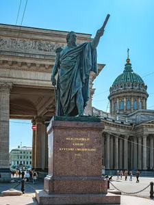 Barclay de Tolly & Mikhail Kutuzov monuments near Kazan Cathedral