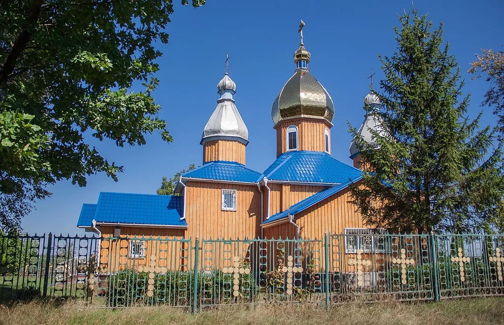 Успенська церква, Кисляк,