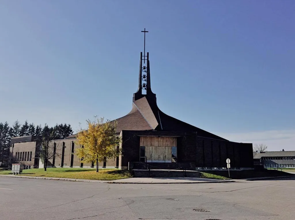 Site du patrimoine de l'Église-de-Saint-Isidore.