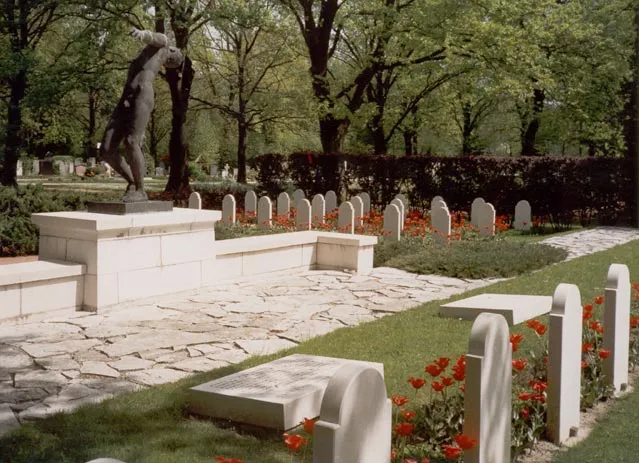 Dutch memorial cemetery Salzburg