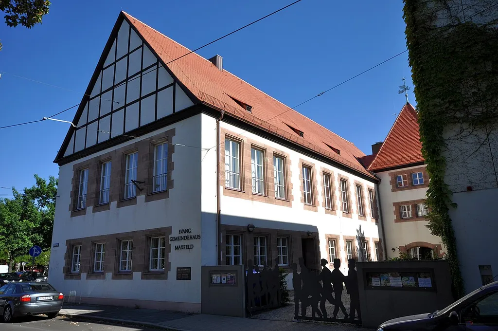 Evangelisch-Lutherisches Gemeindehaus Berliner Platz 20 (Nürnberg-Rennweg).