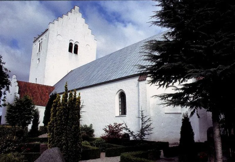 Hjortshøj Kirke (church) in Århus Kommune, from apr. 1200