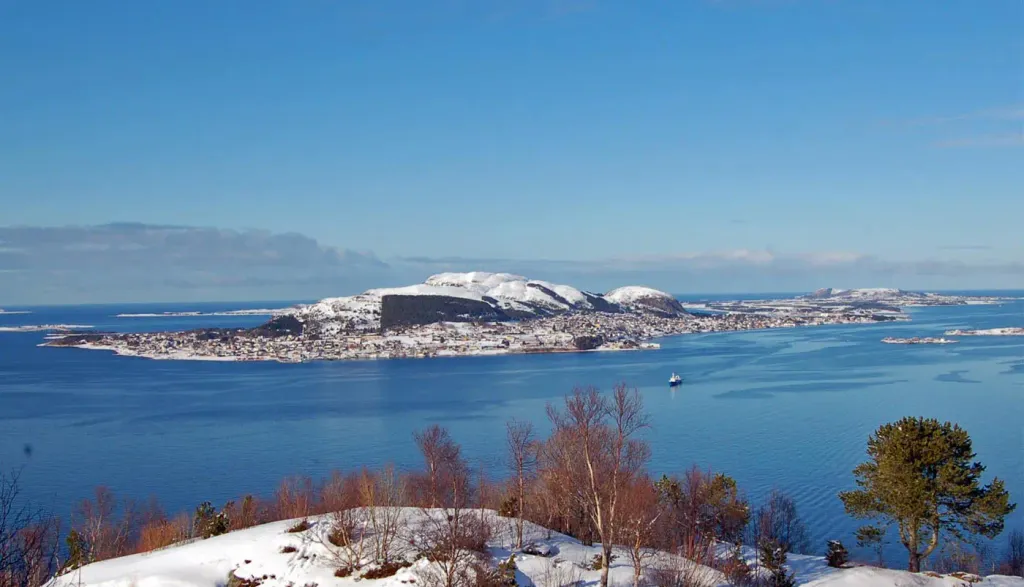 Valderøya