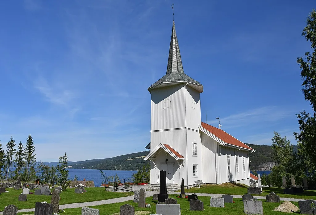 Sørum kirke på Bjoneroa, Gran kommune