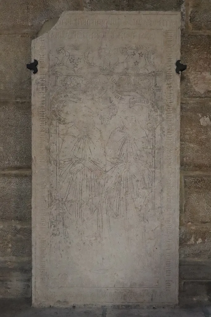 Dalle funéraire d'Olivier de Frémary et Jean Tabourot en la cathédrale Saint-Bénigne de Dijon (21).