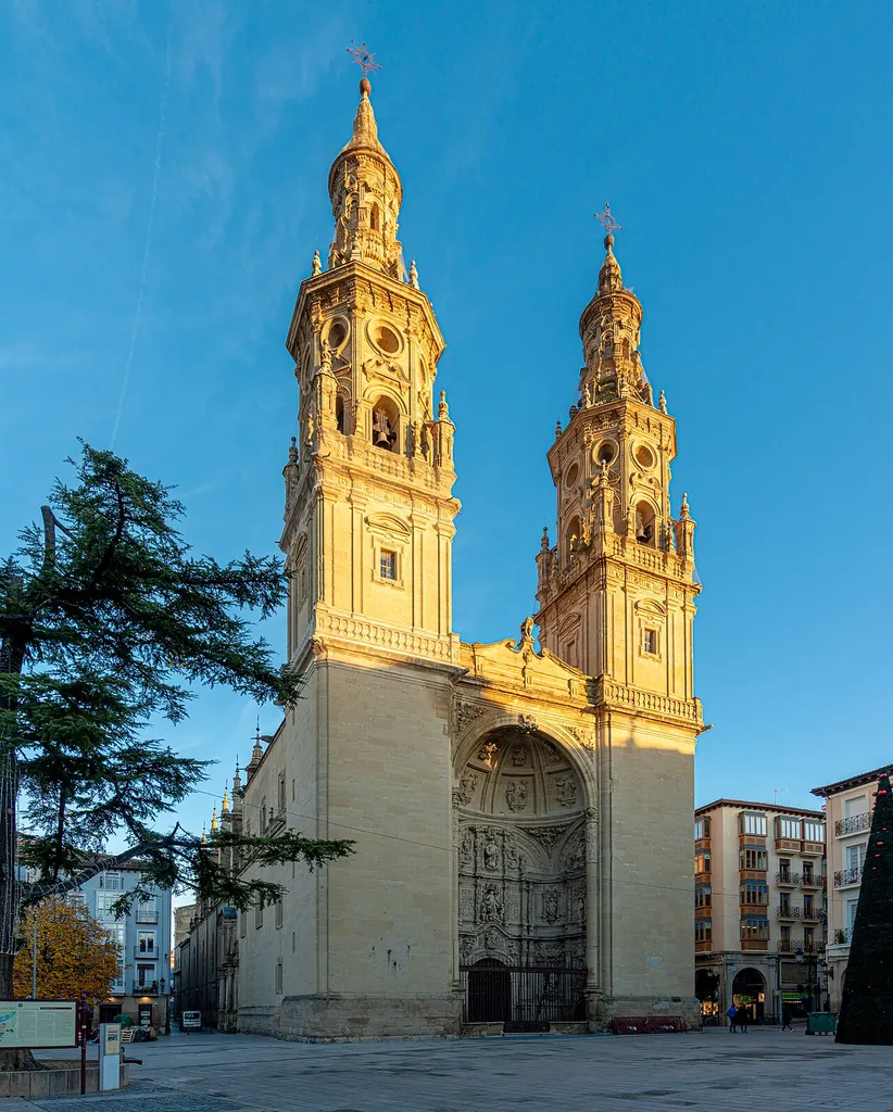 Co-cathedral of Santa María de la Redonda