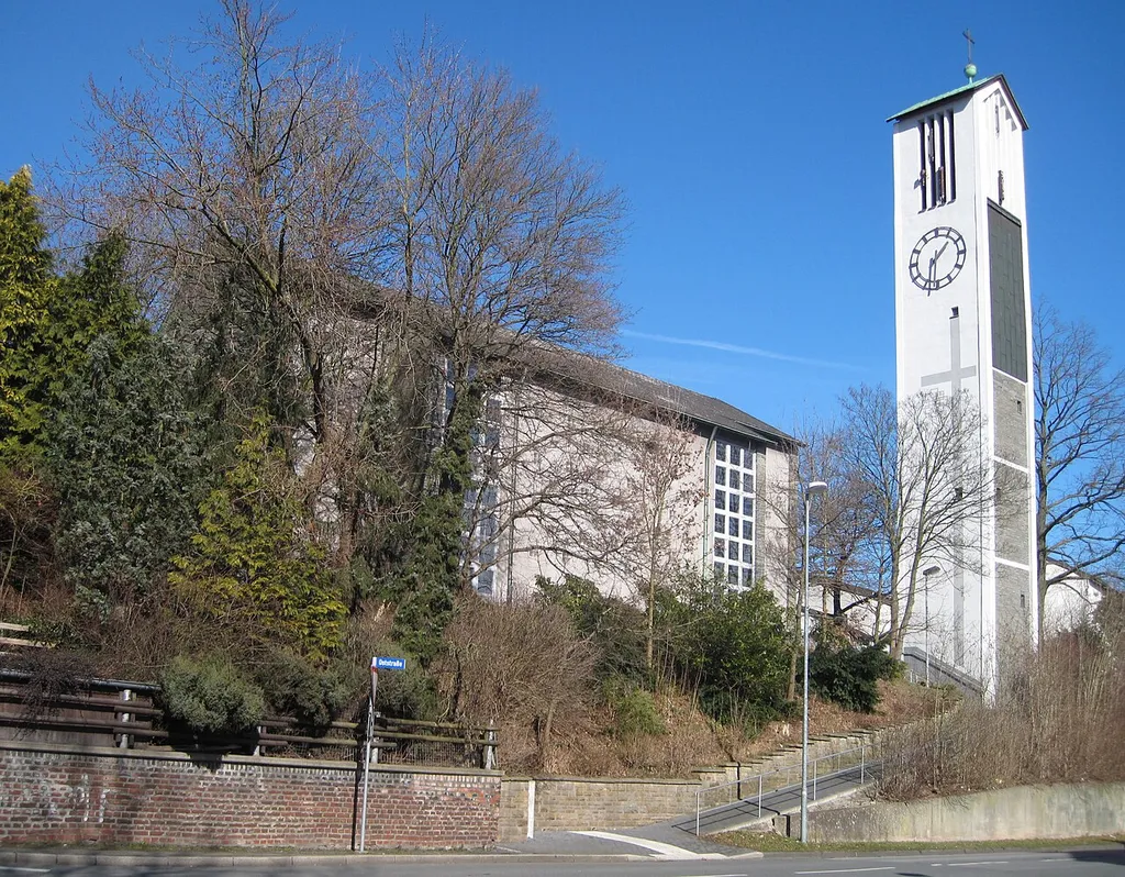 Evangelische Christus-Kirche in Wickede (Ruhr), Oststraße 8.