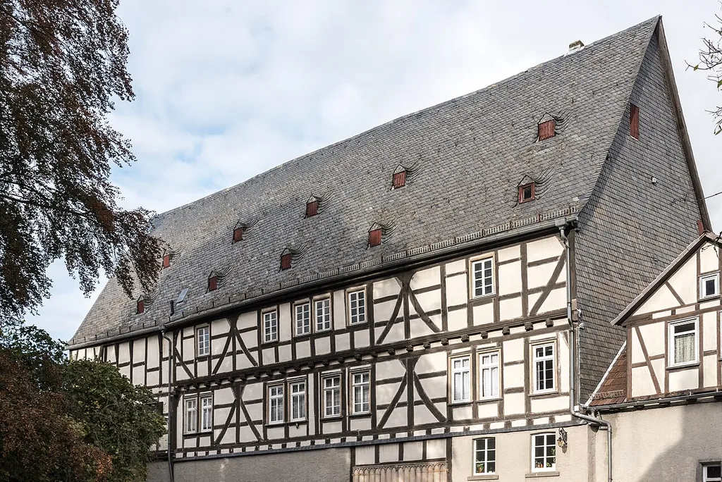 Grünberg, Rosengasse 8, Ansicht von Südwesten