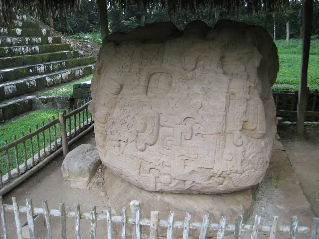 Quirigua. Zoomorph PEscultura de Quiriguá