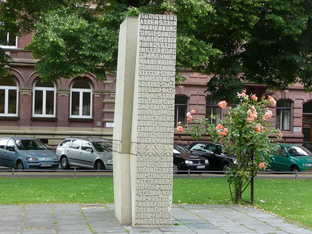 Undividable Germany, memorial; Memorial in Mainz/Germany Fischtor square