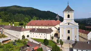 Monastery in Kirchberg am Wechsel