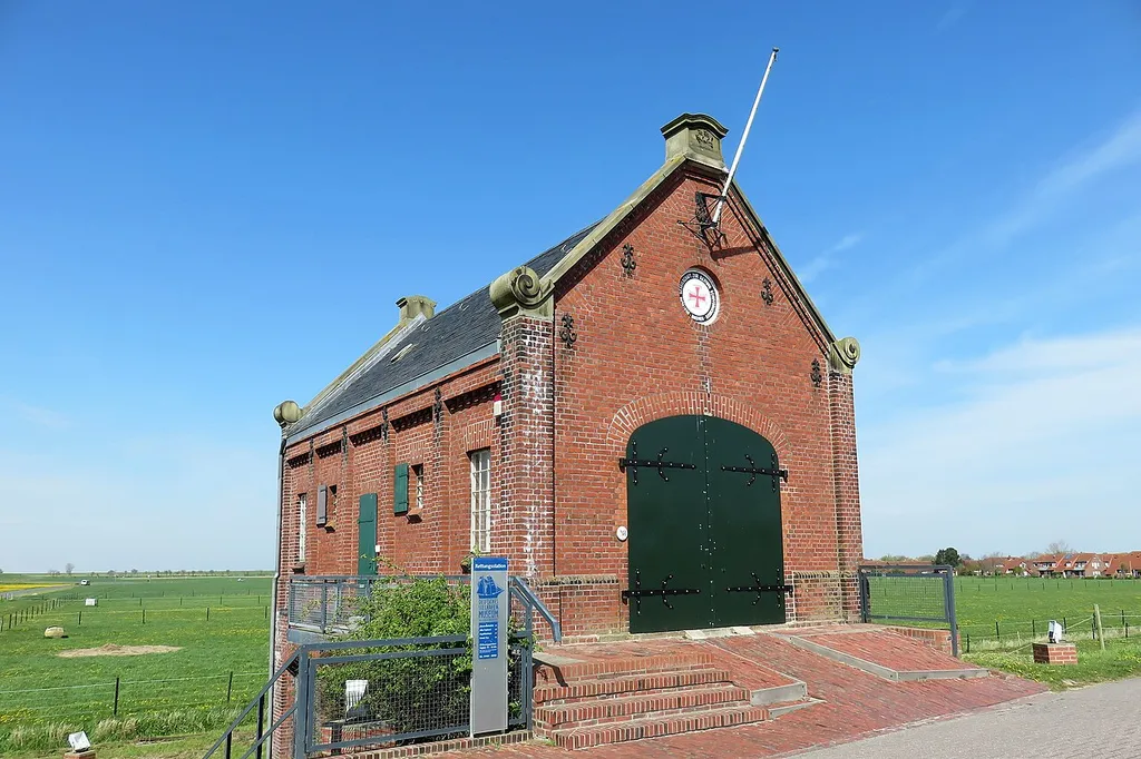 The former rescue boat station in Harlesiel is now part of a museum
