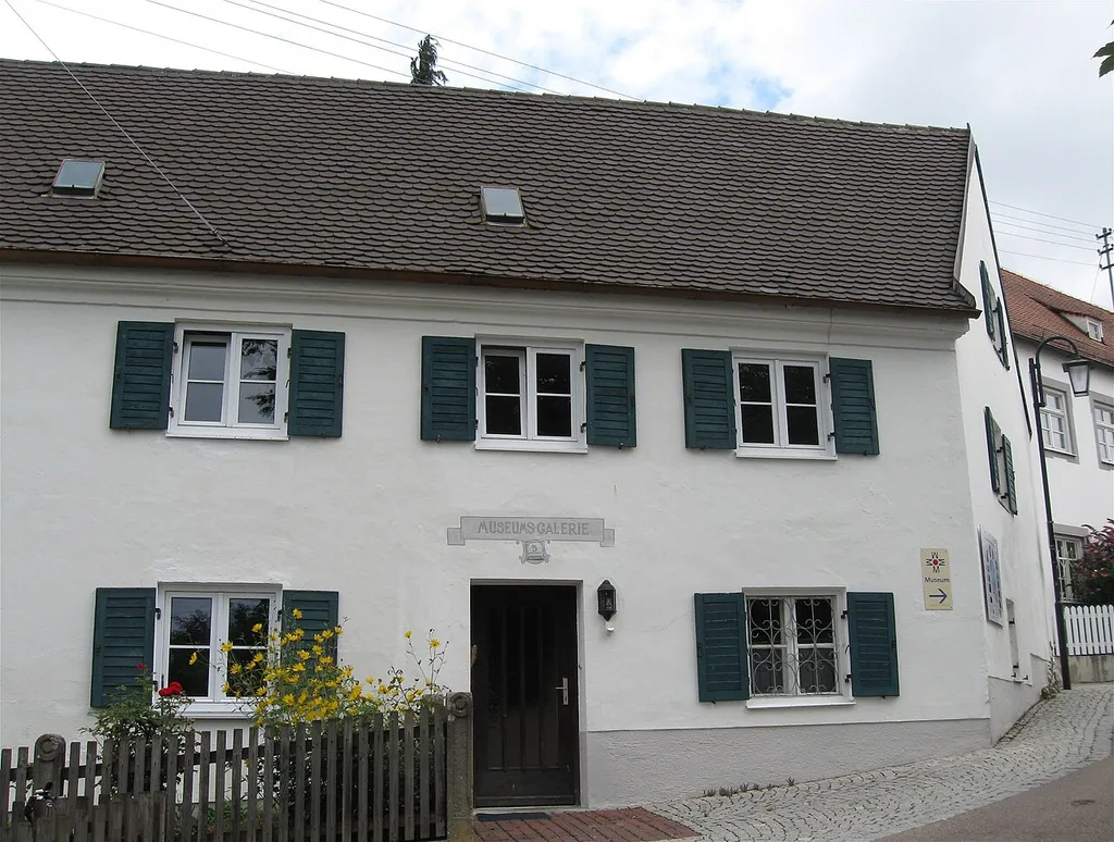 D-1-74-111-88 St.-Birgittenhof 5. Ehem. Klostergärtnerei, Satteldachbau 17./18. Jh., Teil des Klosters.