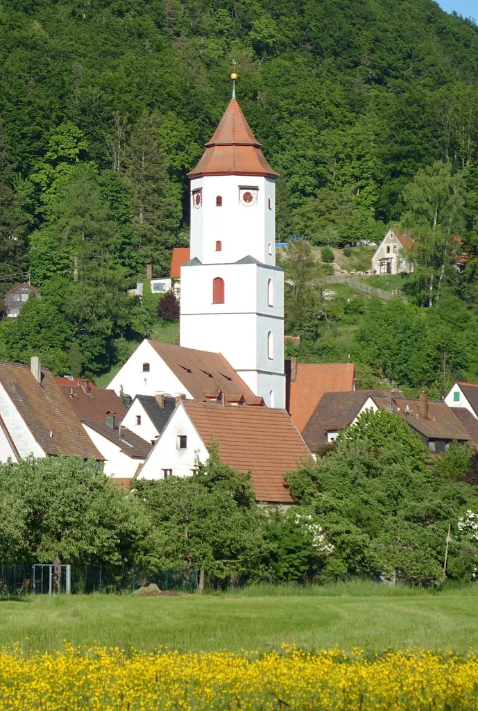 Protestant-Lutheran parish church St. Laurentius in Pommelsbrunn