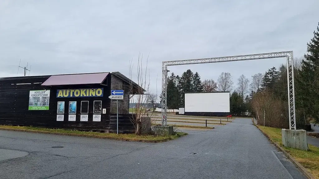 Autokino Greifensteine am Freizeitbad