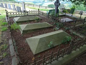 Morris family tomb in Llangunnor churchyard